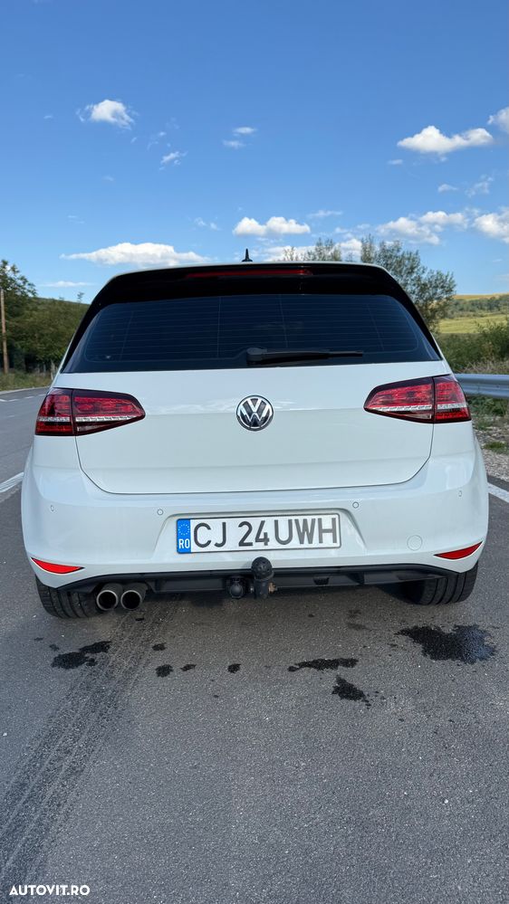 Volkswagen Golf - 3