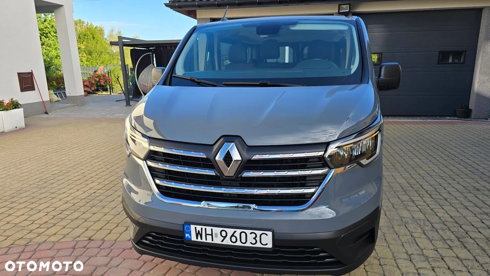 Renault Trafic 2024 photo 2