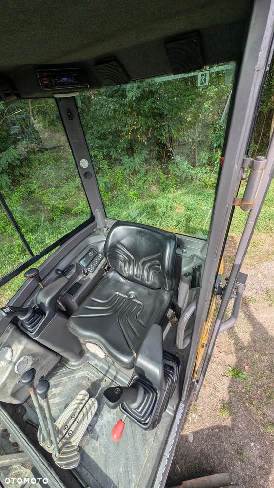 Volvo EC18D - 13
