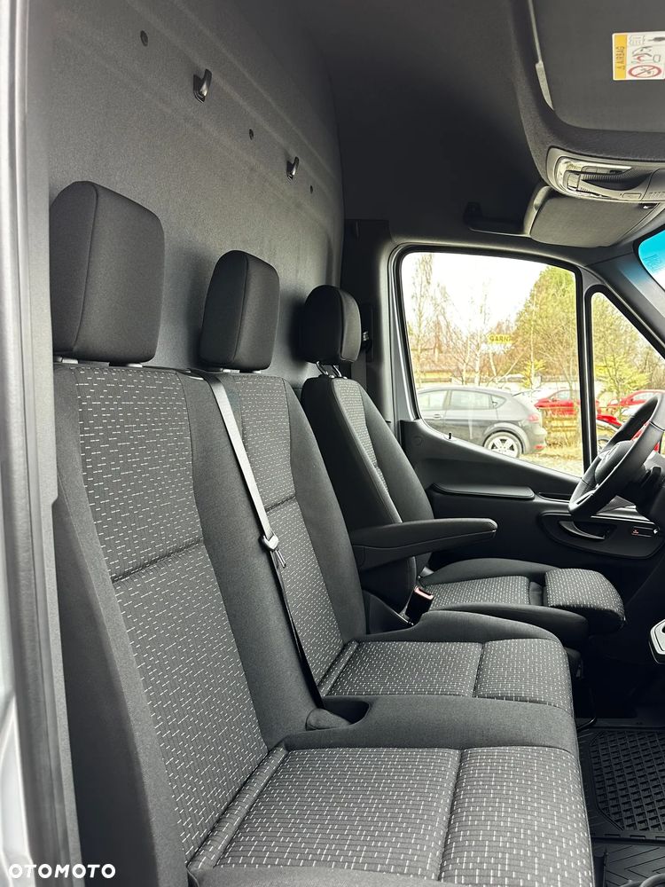 Mercedes-Benz Sprinter 317 CDI Furgon PRO Standard - 23