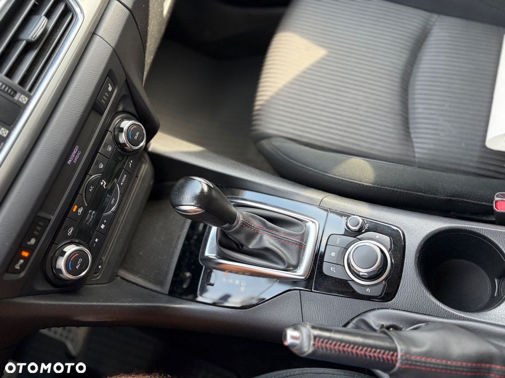 Mazda 3 SKYACTIV-D 150 Automatik Sports-Line - 40