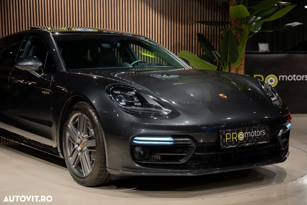 Porsche Panamera - 9