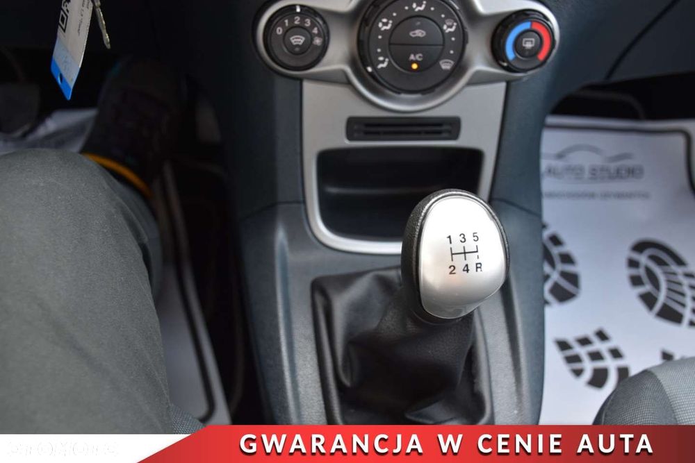 Ford Fiesta 1.25 Champions Edition - 15