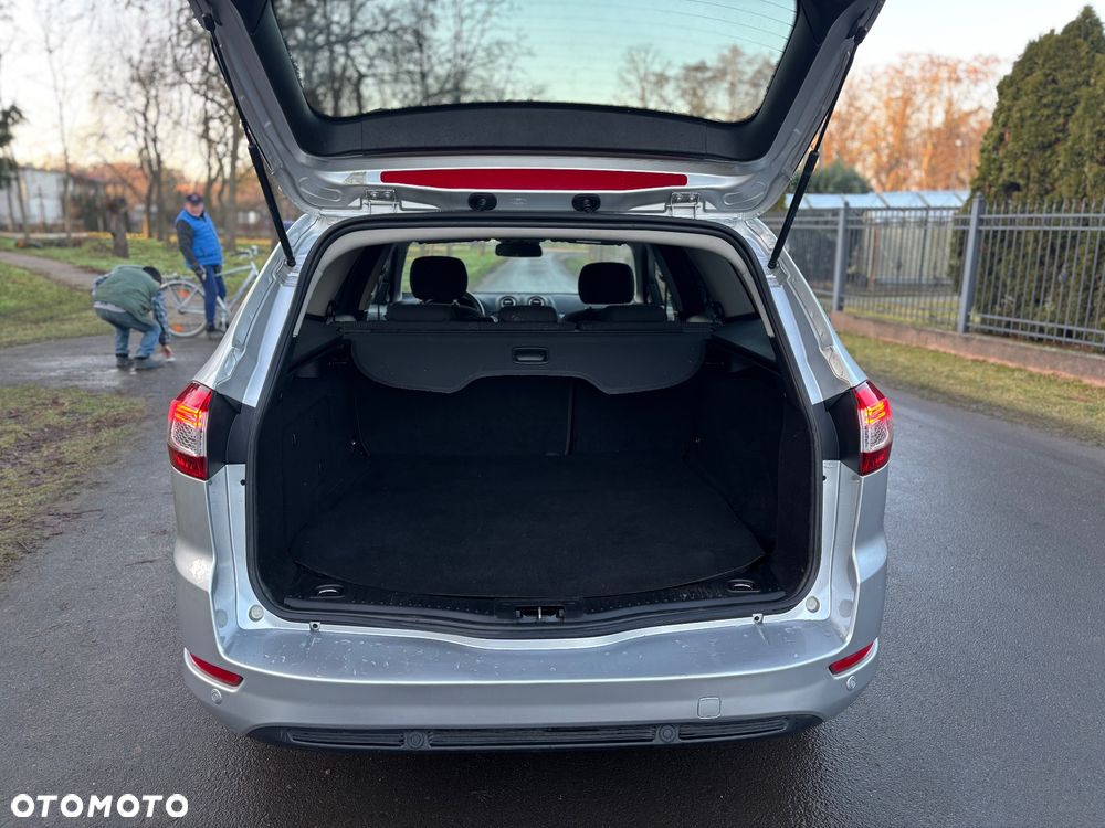 Ford Mondeo 2.0 TDCi Business Edition - 21