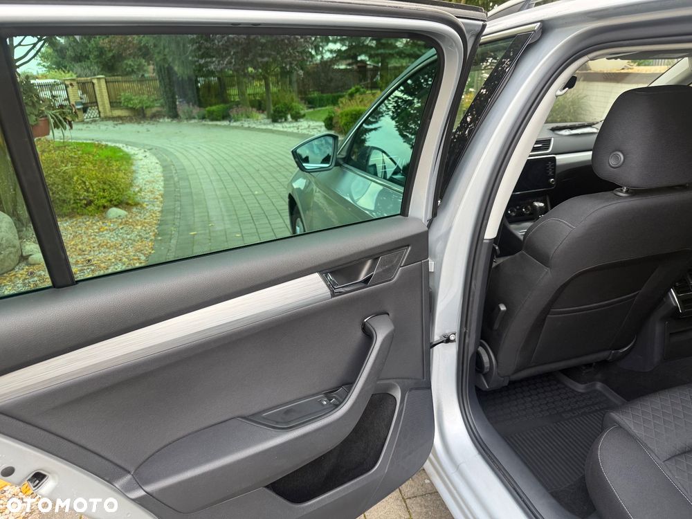 Skoda Superb 1.5 TSI Ambition DSG - 18