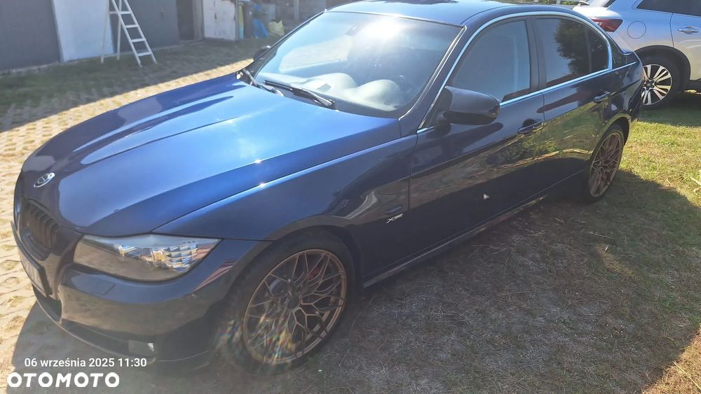 BMW Seria 3 330d xDrive - 5
