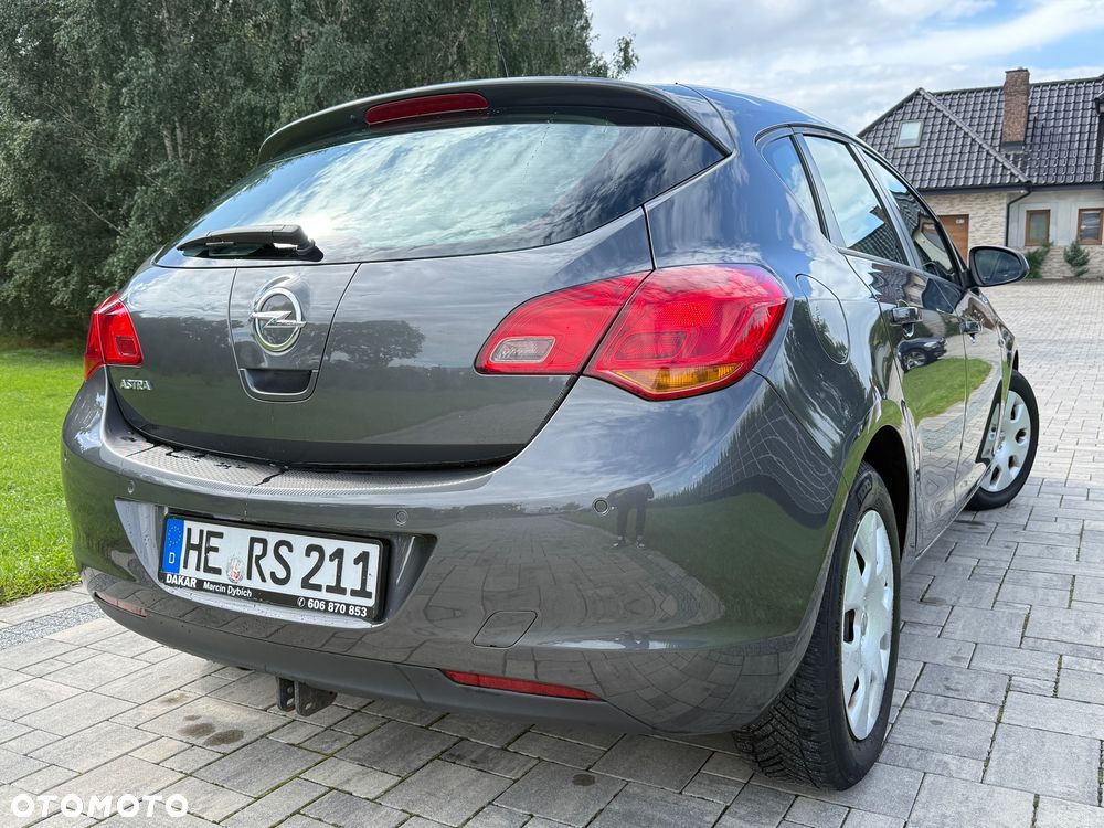 Opel Astra 1.6 Cosmo - 3