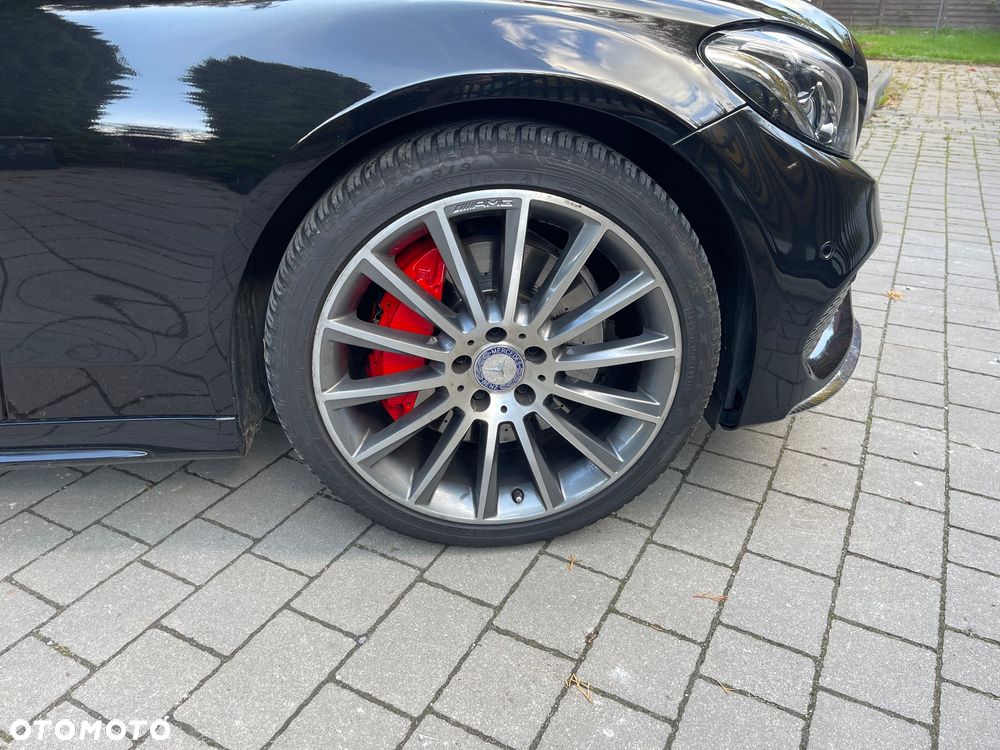 Mercedes-Benz Klasa C 300 7G-TRONIC AMG Line - 13