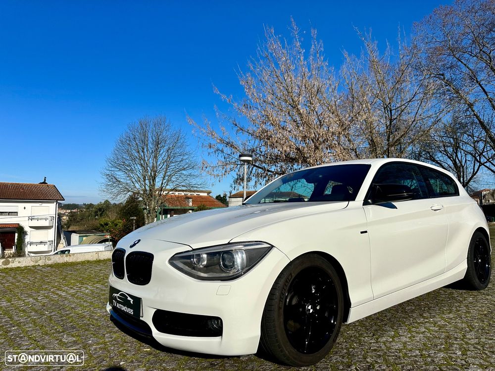 BMW 116 d Sport Line - 2
