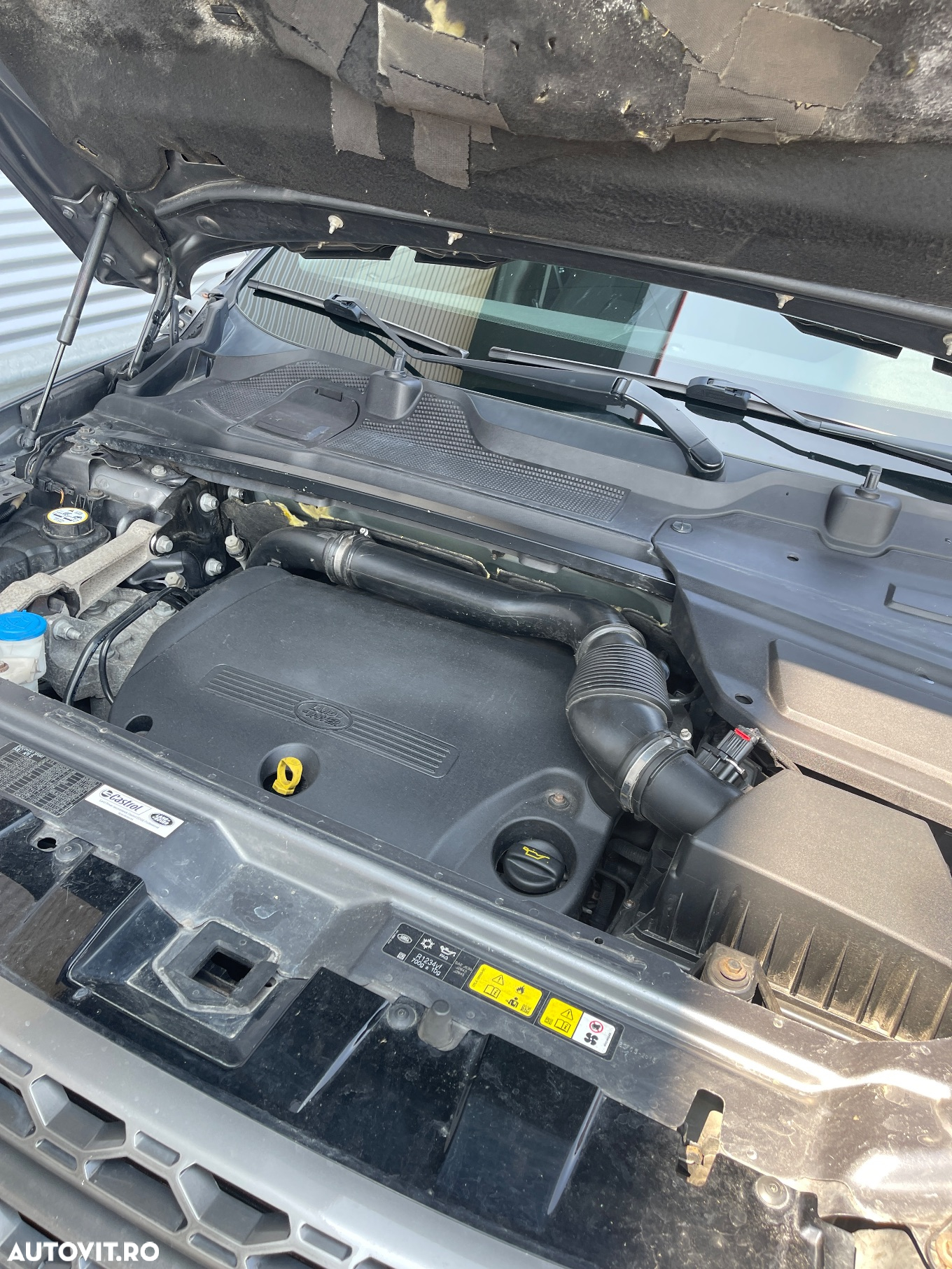Land Rover Discovery Sport - 12