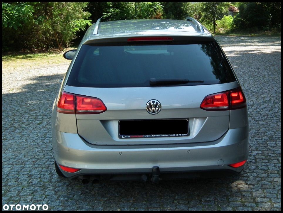 Volkswagen Golf Variant 2.0 TDI BlueMotion Technology Lounge - 4