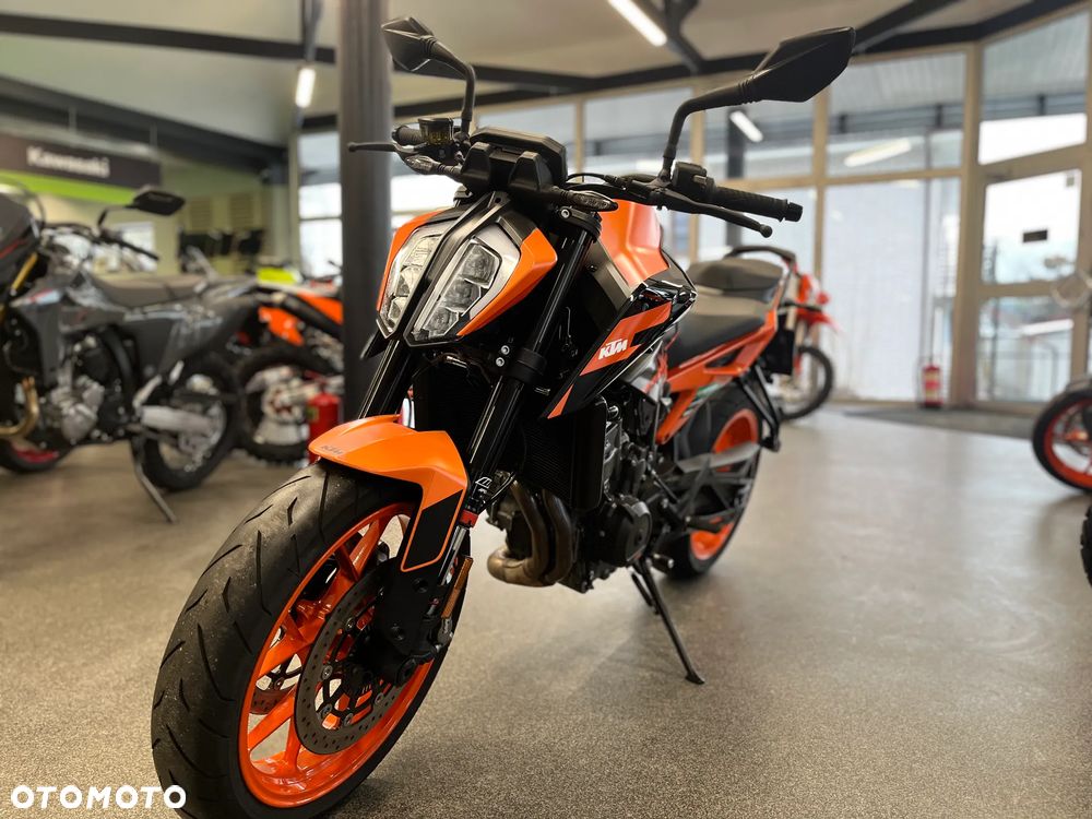 KTM Duke - 4