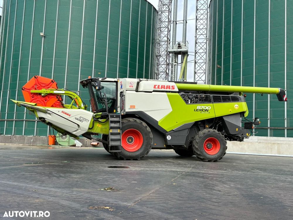 Claas Lexion 8700 Combina Agricola - 1