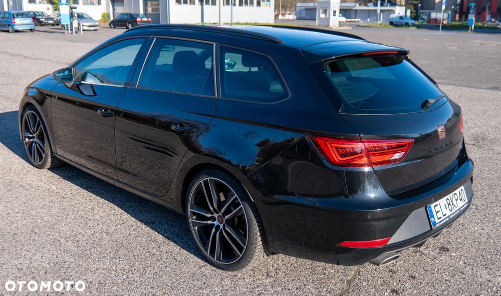 Seat Leon 2.0 TSI Start&Stop 4Drive DSG Cupra 300 - 2