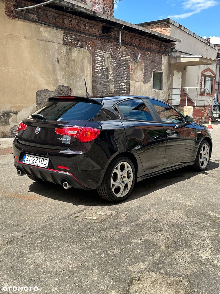 Alfa Romeo Giulietta 2.0 JTDM Exclusive TCT - 6