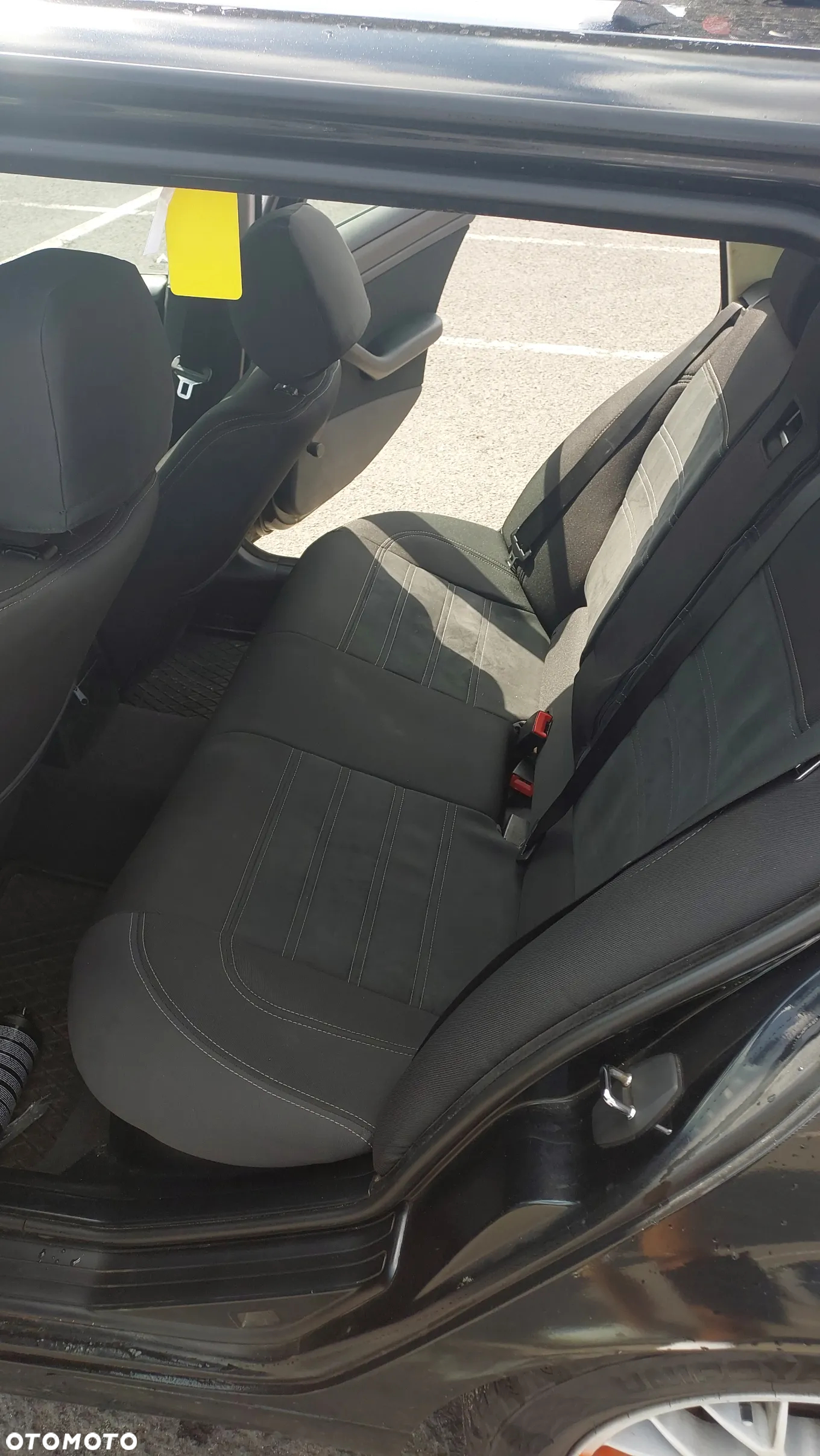 BMW Seria 3 318i - 9