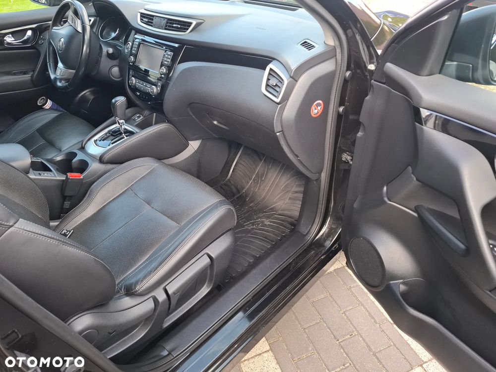 Nissan Qashqai 1.6 dCi Xtronic TEKNA+ - 21