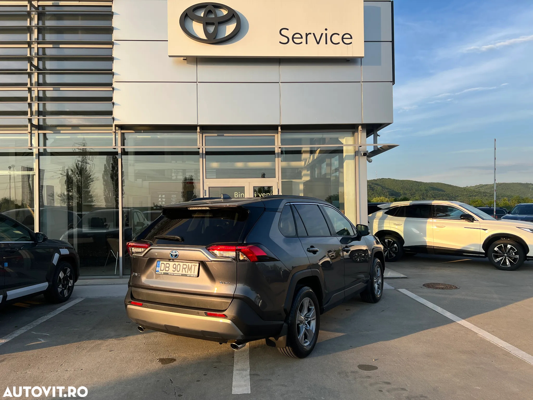 Toyota RAV4 - 3