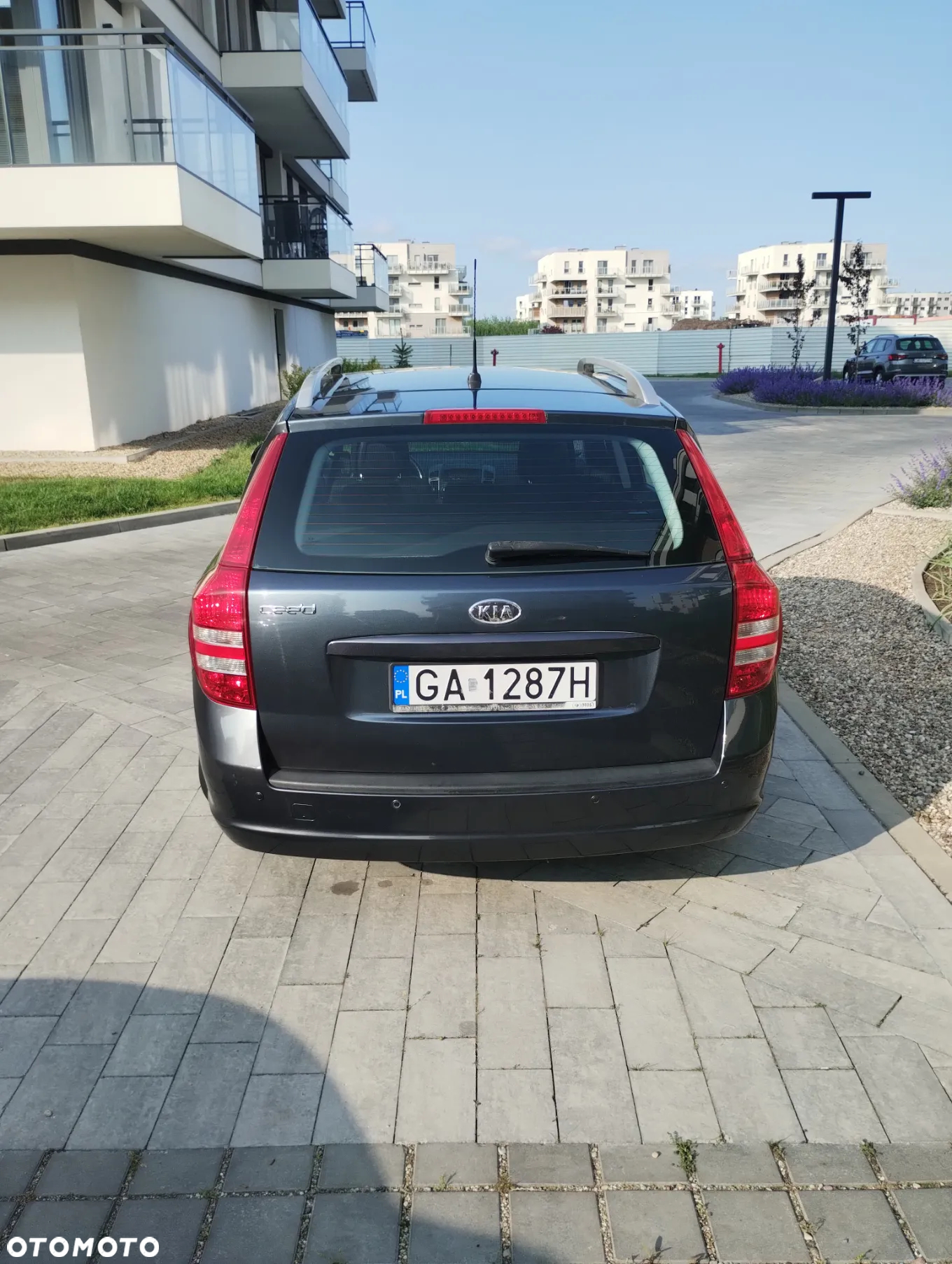 Kia Ceed Cee'd 1.6 Comfort + - 2