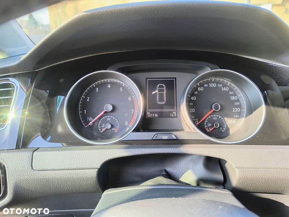 Volkswagen Golf - 19