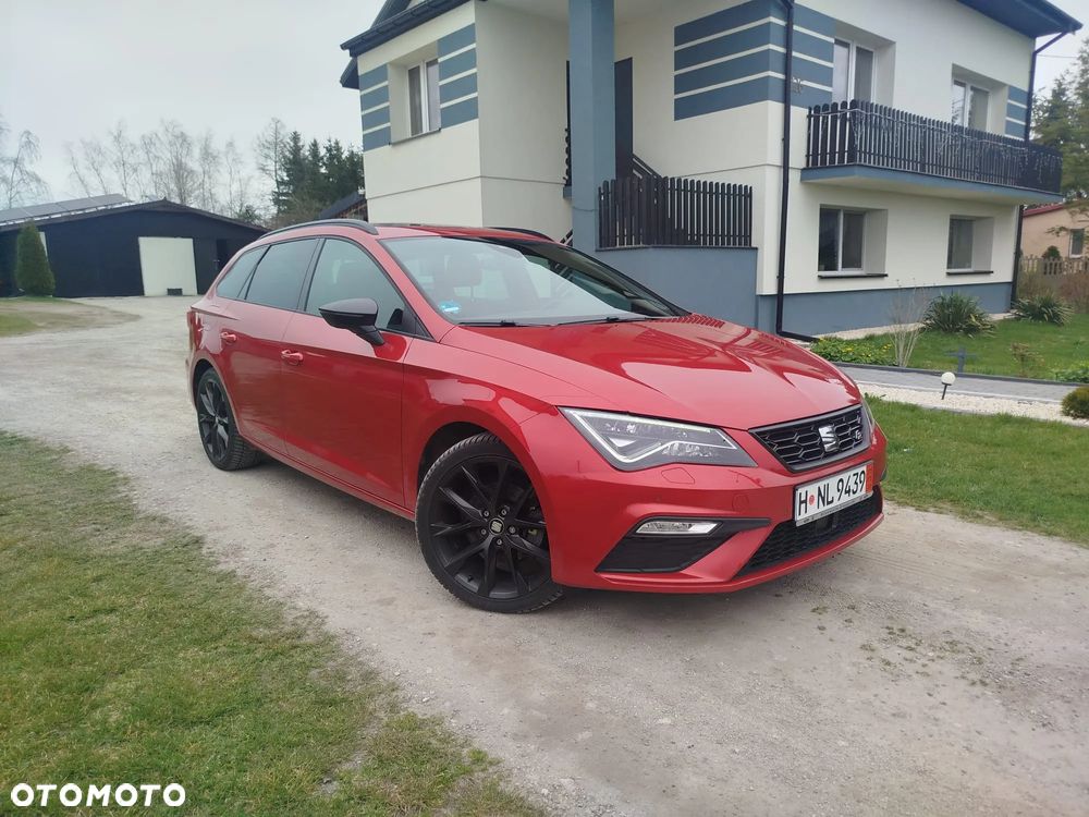 Seat Leon 2.0 TDI DPF DSG FR Black Matt Edition - 1