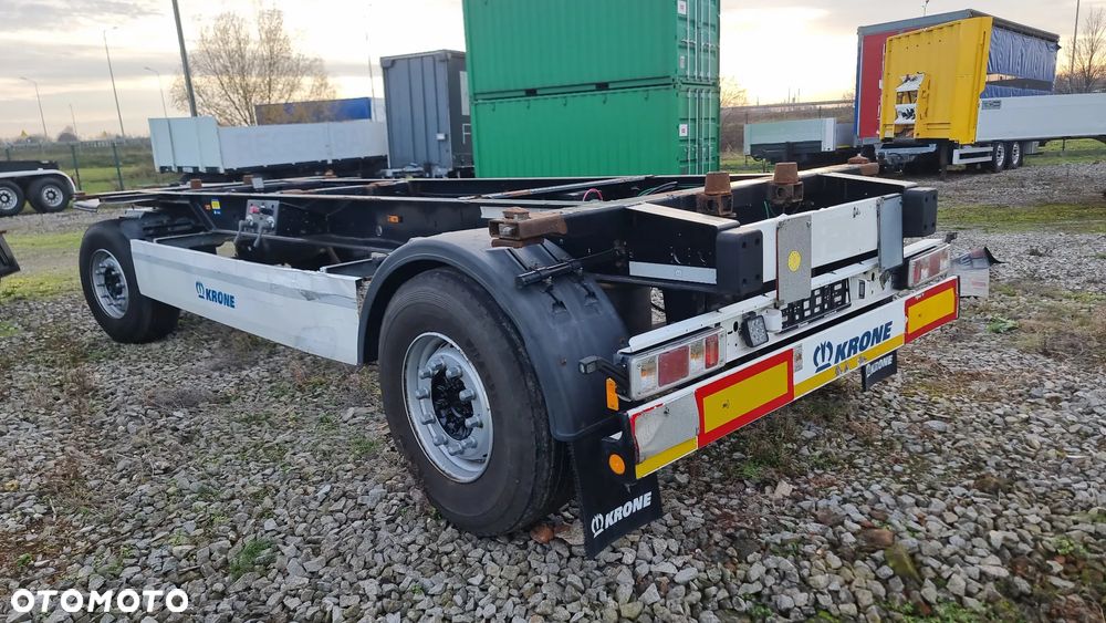 Krone 16.500zł netto 5xKRONE BDF 2018ROK OPONY 385/65R22.5 ST.bdb MOŻLIWOŚĆ TRANSPORTU - 5