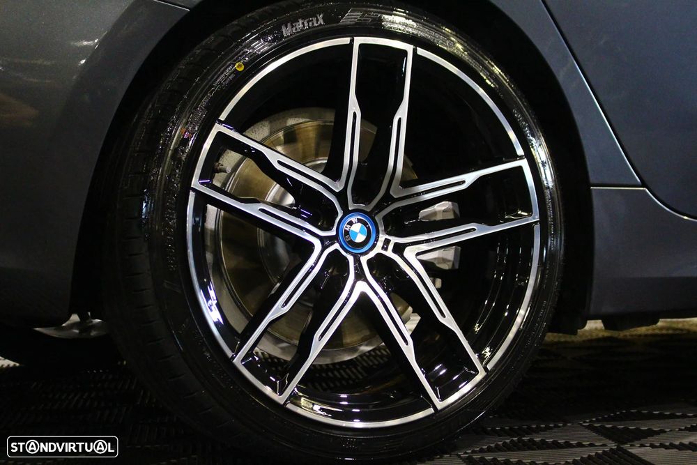 BMW 320 e Line Sport Auto - 12