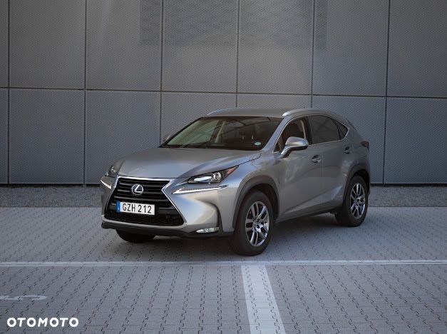 Lexus NX 300h Elegance AWD - 2
