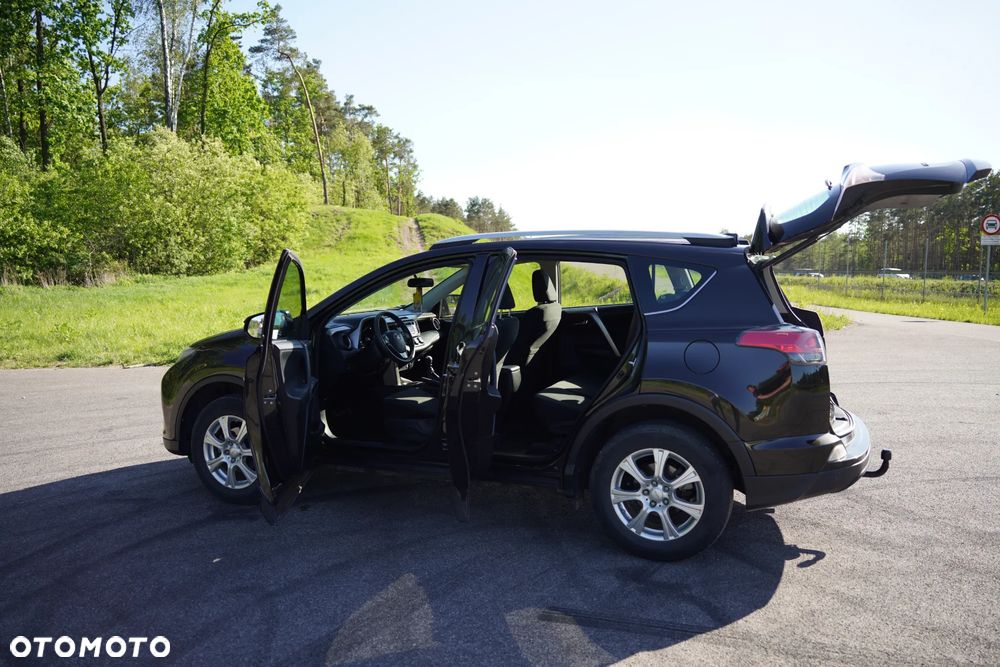 Toyota RAV4 2.0 D-4D Active 4x2 - 14