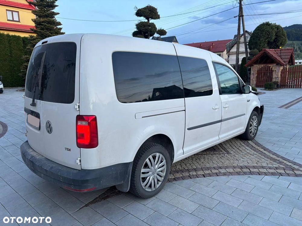 Volkswagen Caddy Maxi 2.0 TDI Trendline - 6