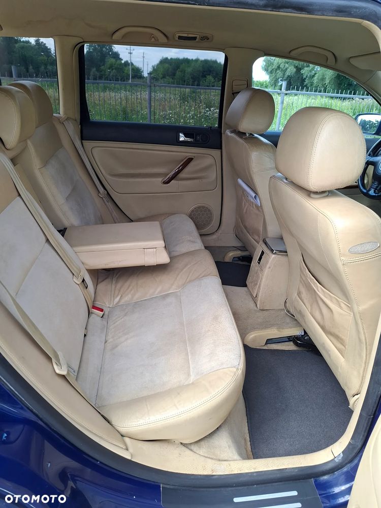 Volkswagen Passat 1.9 TDI Highline - 8
