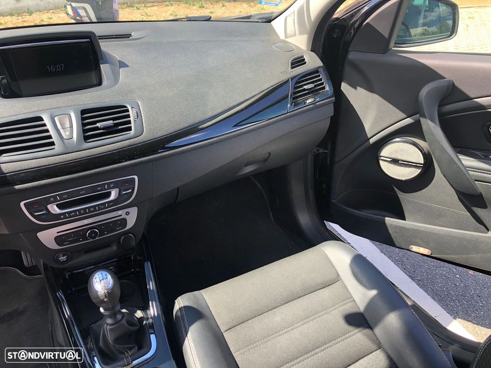 Renault Mégane Sport Tourer ENERGY dCi 110 Start & Stopp Bose Edition - 15