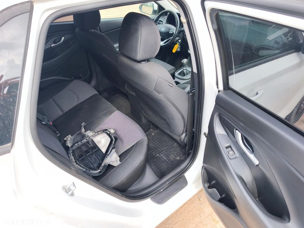 Hyundai i30 1.4 Comfort - 20