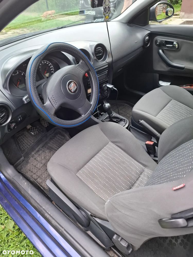 Seat Ibiza 1.4 16V Reference - 10