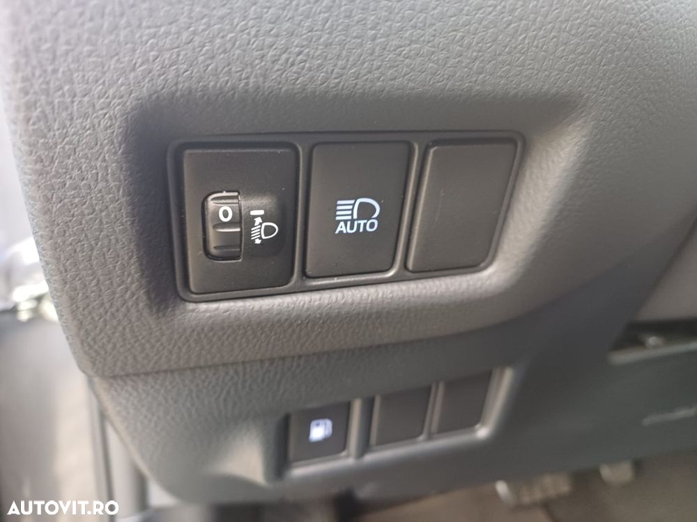 Toyota C-HR 1.8 HSD 122 CP 4x2 CVT Core - 13