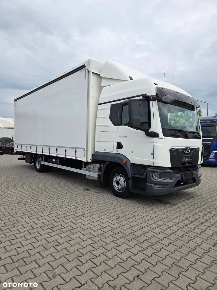 MAN 12.250 /PLANDEKA/KABINA SYPIALNA/ - 1