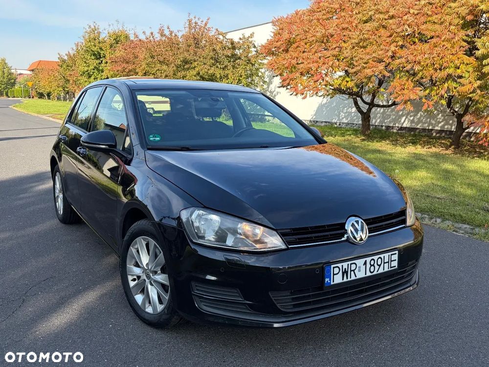 Volkswagen Golf 2012 photo 2