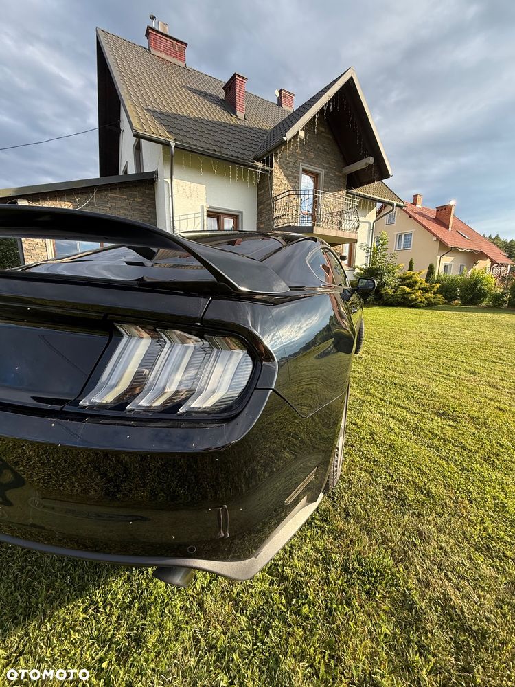 Ford Mustang 3.7 V6 - 8