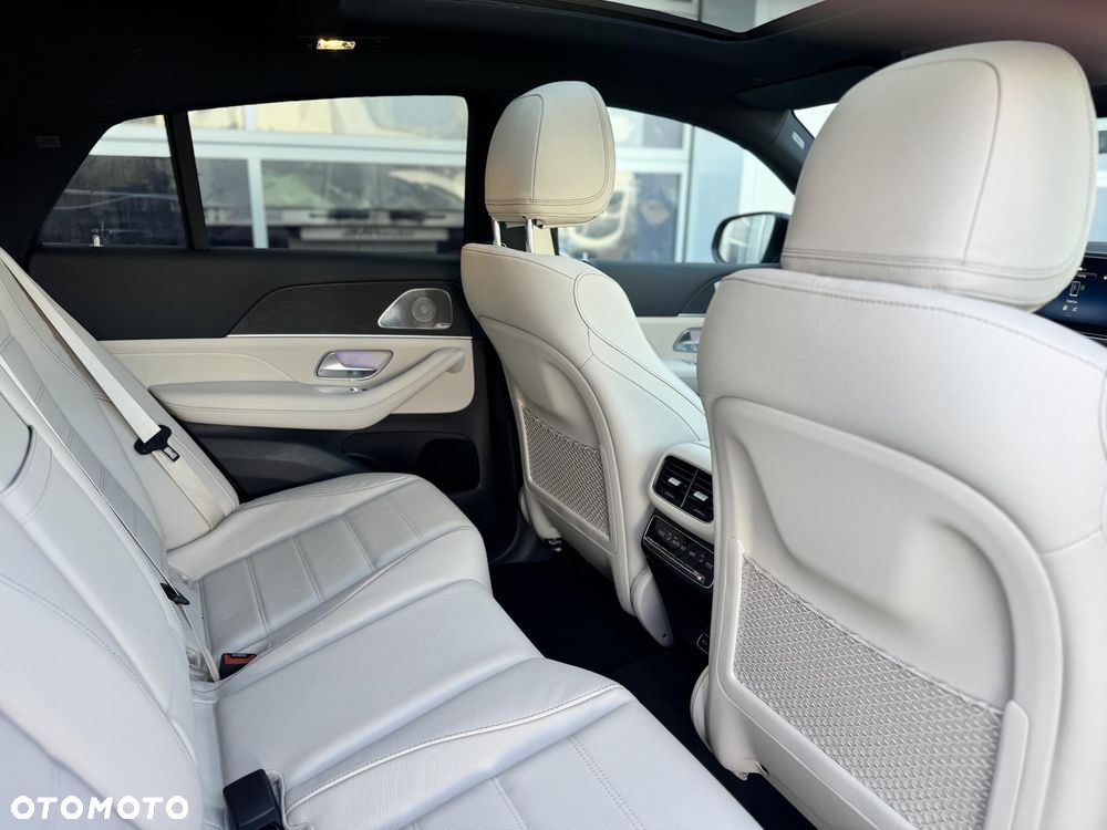 Mercedes-Benz GLE 300 d 4Matic 9G-TRONIC AMG Line Advanced Plus - 19