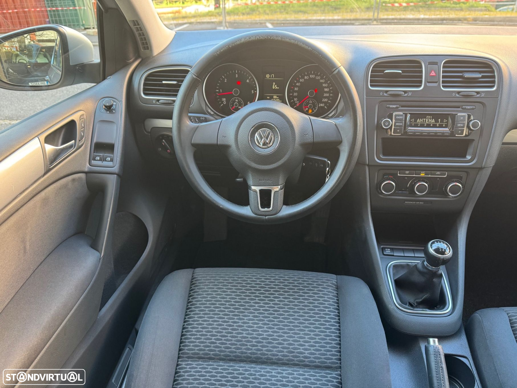 VW Golf 1.6 TDi Trendline - 10