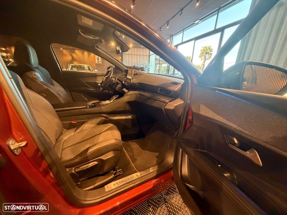 Peugeot 3008 1.6 BlueHDi GT Line EAT6 - 26