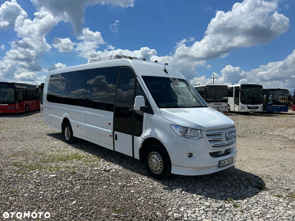 Mercedes-Benz Sprinter 519