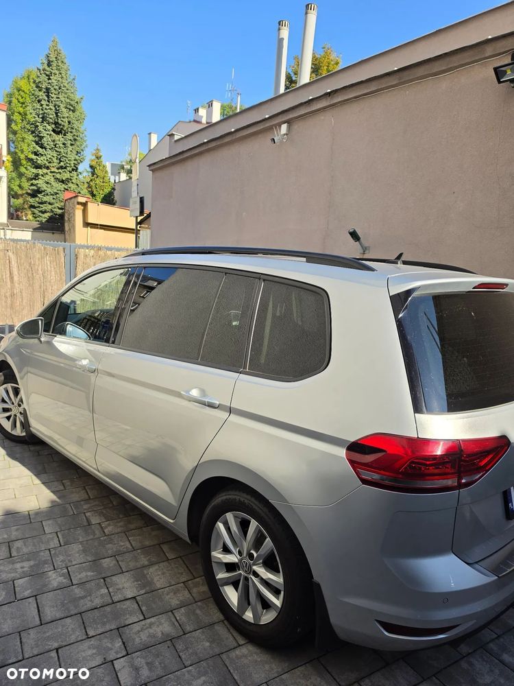 Volkswagen Touran 2.0 TDI BMT Comfortline DSG - 27