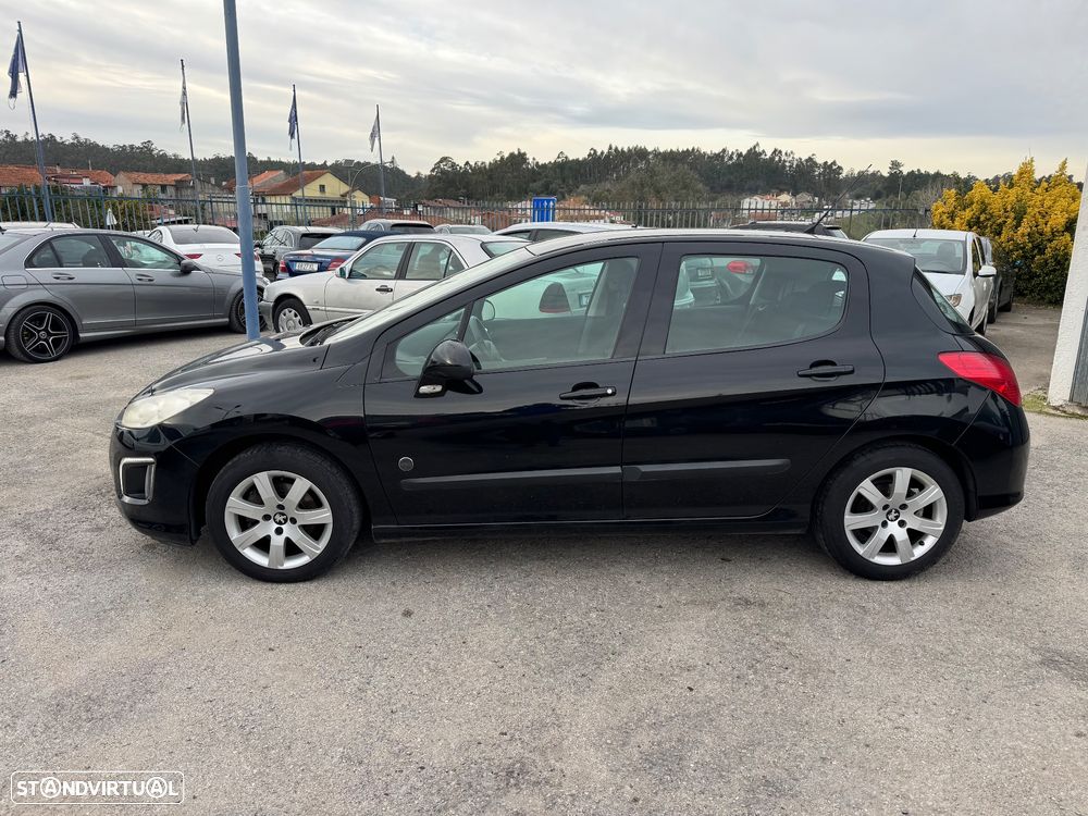 Peugeot 308 1.6 e-HDi Active CVM6 - 32