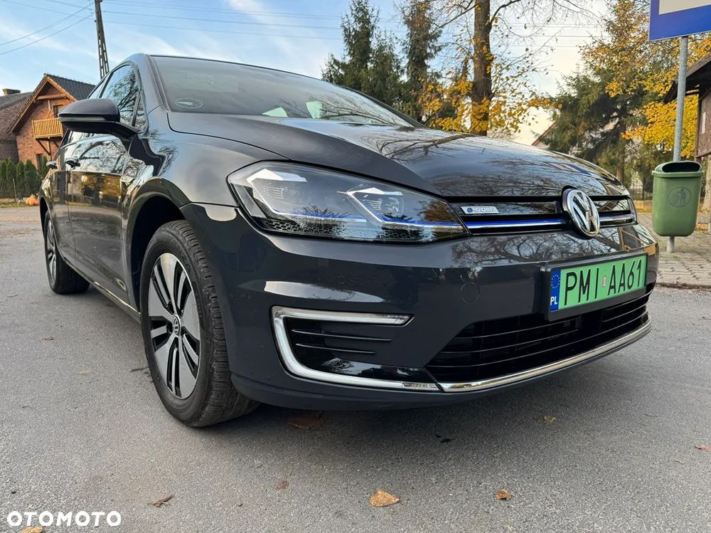 Volkswagen Golf - 9