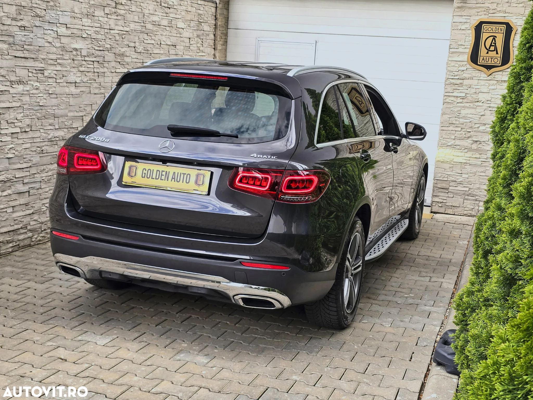 Mercedes-Benz GLC - 7