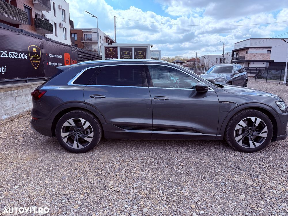 Audi e-tron 50 quattro S line - 14