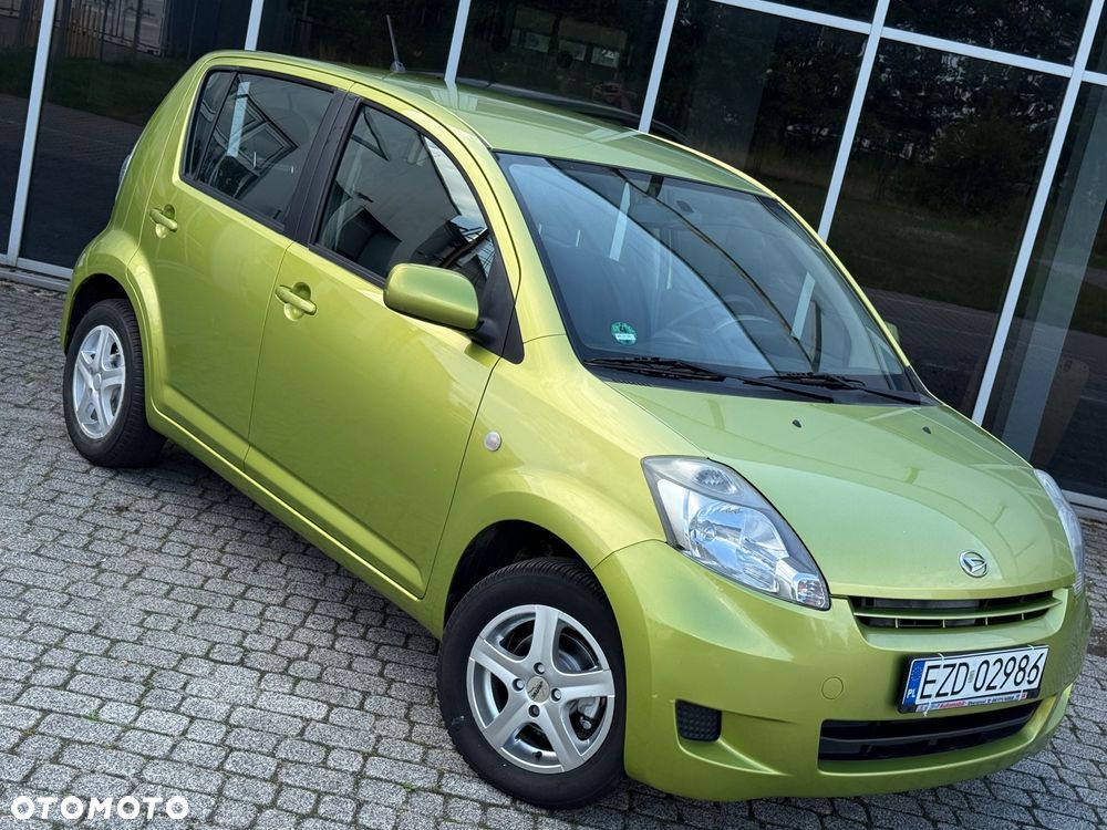 Daihatsu Sirion 1.0 - 1