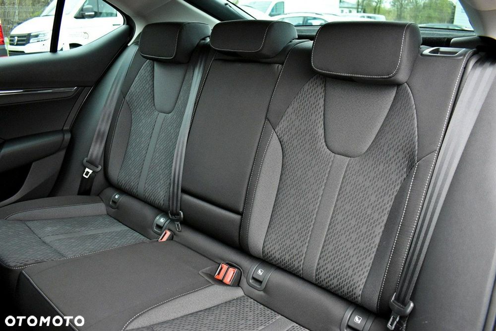 Skoda Octavia 2.0 TDI Style DSG - 12