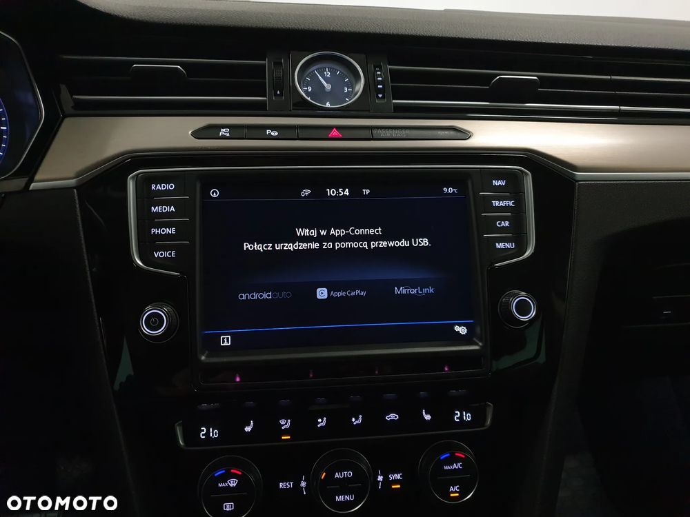 Volkswagen Passat 2.0 TDI BMT Highline - 18